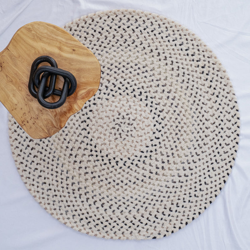 Dramatic Static Foggy Day Braided Rug Round image