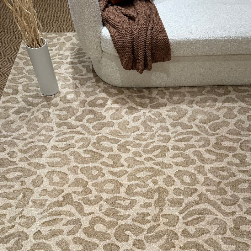 Serengeti-Leopard Natural Hand Tufted Rug Rectangle Roomshot image